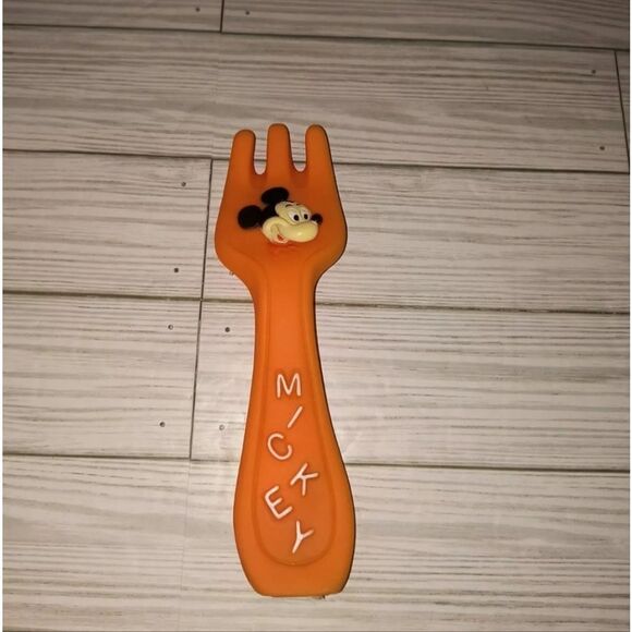 Danara Vintage Walt Disney Kids Orange Mickey Mouse Fork Squeeze Toy 8in Long - Picture 2 of 9